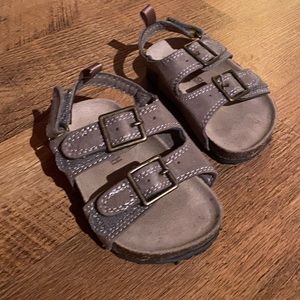 Toddler Oshkosh Sandals Size 5